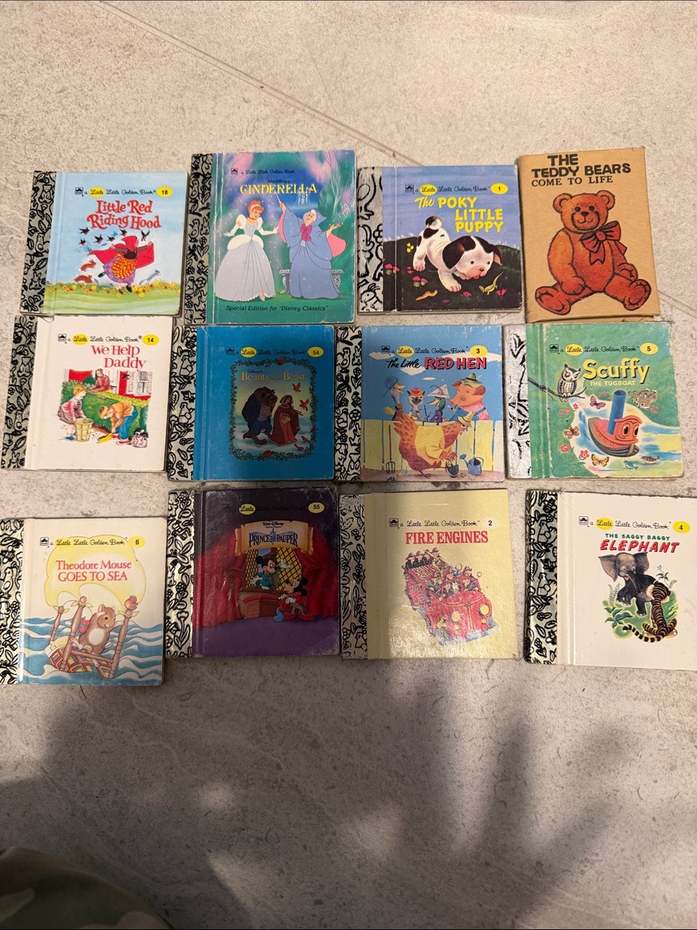 Classic Collection - Colorful Children's Storybooks (Assorted Covers). mini book
